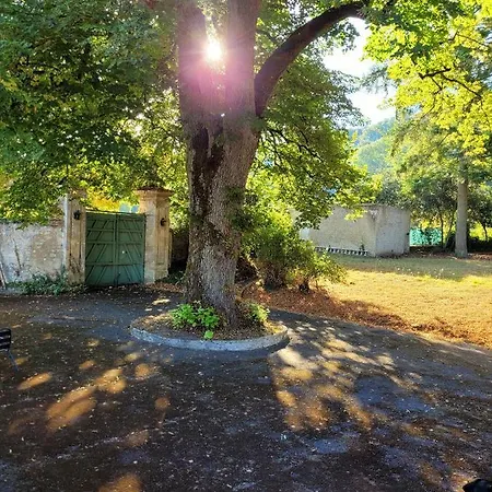 Le Manoir Paradi Apartment